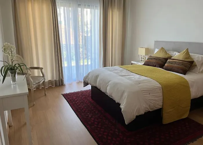 Moradia Com Piscina No Prázdninový dům *