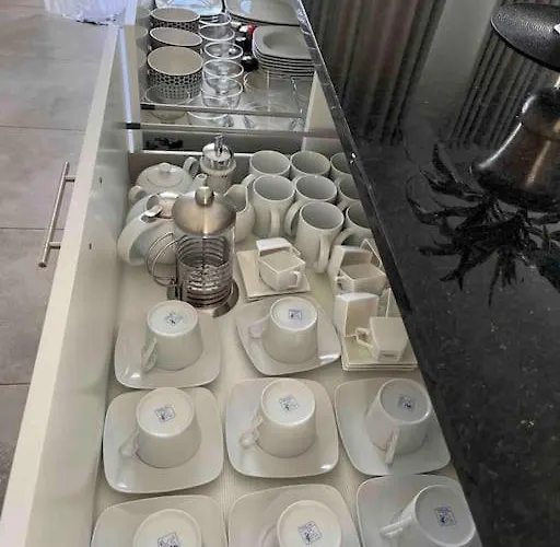 Moradia Com Piscina No Prázdninový dům