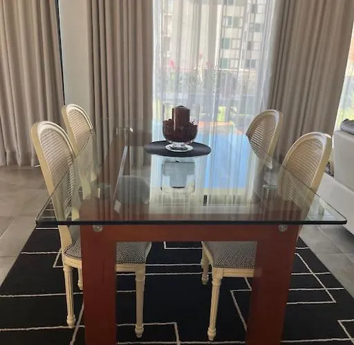 Dom wakacyjny Moradia Com Piscina No