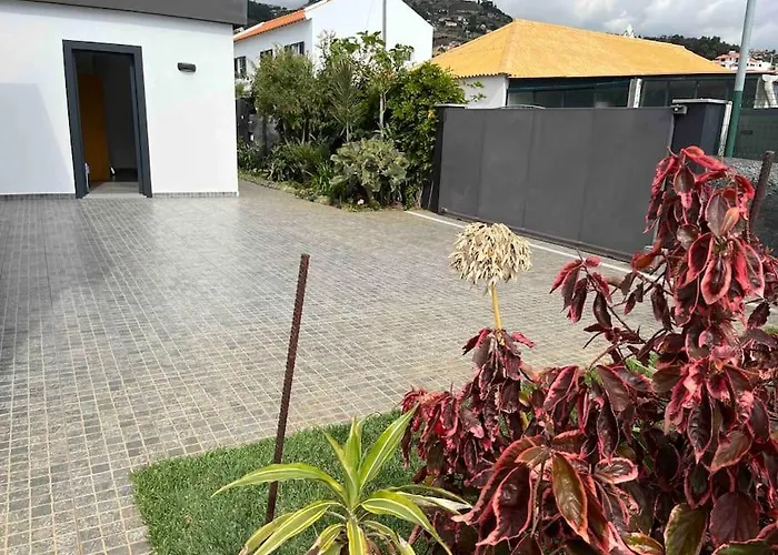 Moradia Com Piscina No Semesterbostad